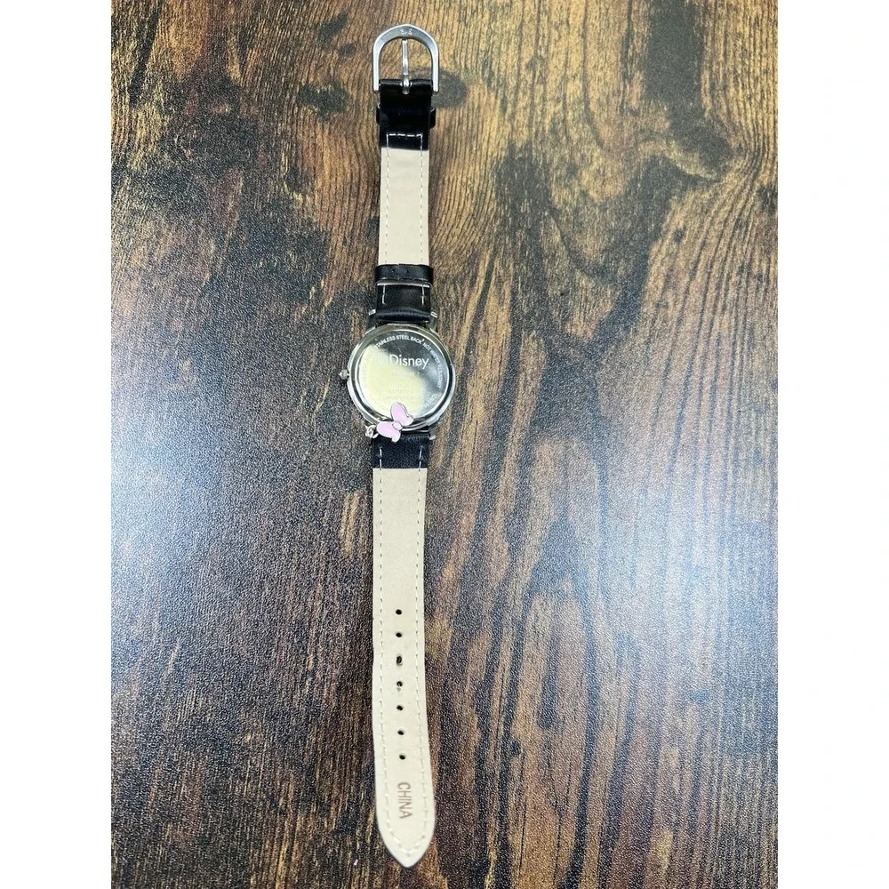 DISNEY MINNIE MOUSE PINK BOW CHARM CLOSE UP DOTS WRIST WATCH BLACK BAND & SILVER